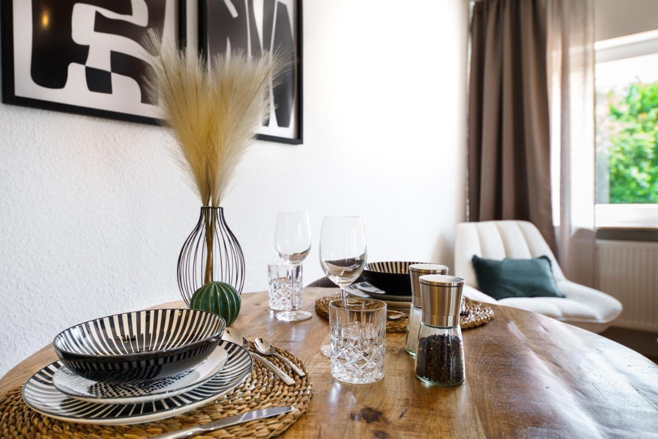 Staytona - Parkpl. - Balkon - Wlan - Netflix - Wfh Taunusstein Exterior photo